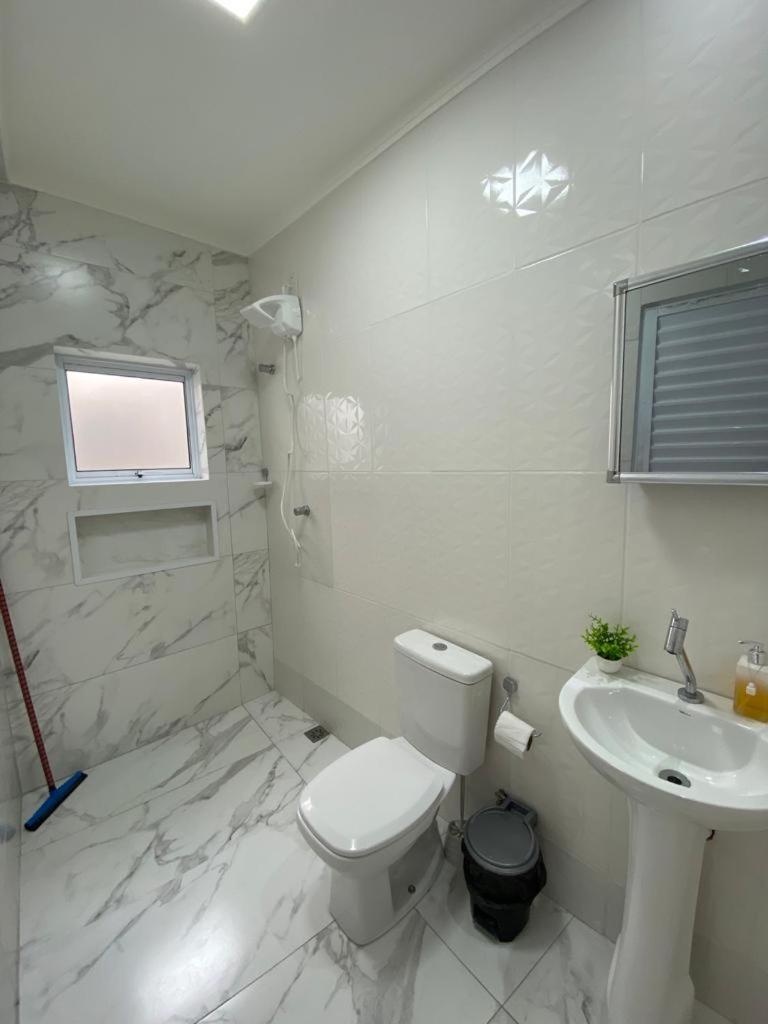 Casa Top Prox Ao Sesc Bertioga. Buitenkant foto